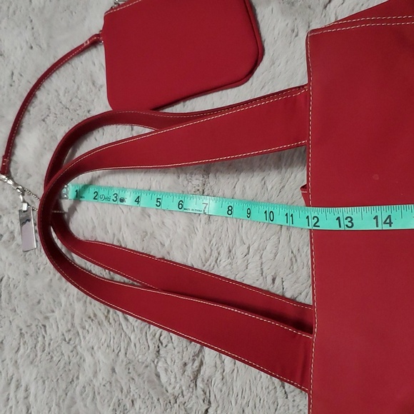Covington Red nylon shoulder bag with coin purse - Picture 11 of 16